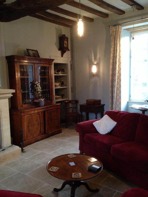 Le Manoir De La Vieille Douve Bed and Breakfast Bourg-d'Ire Exterior foto